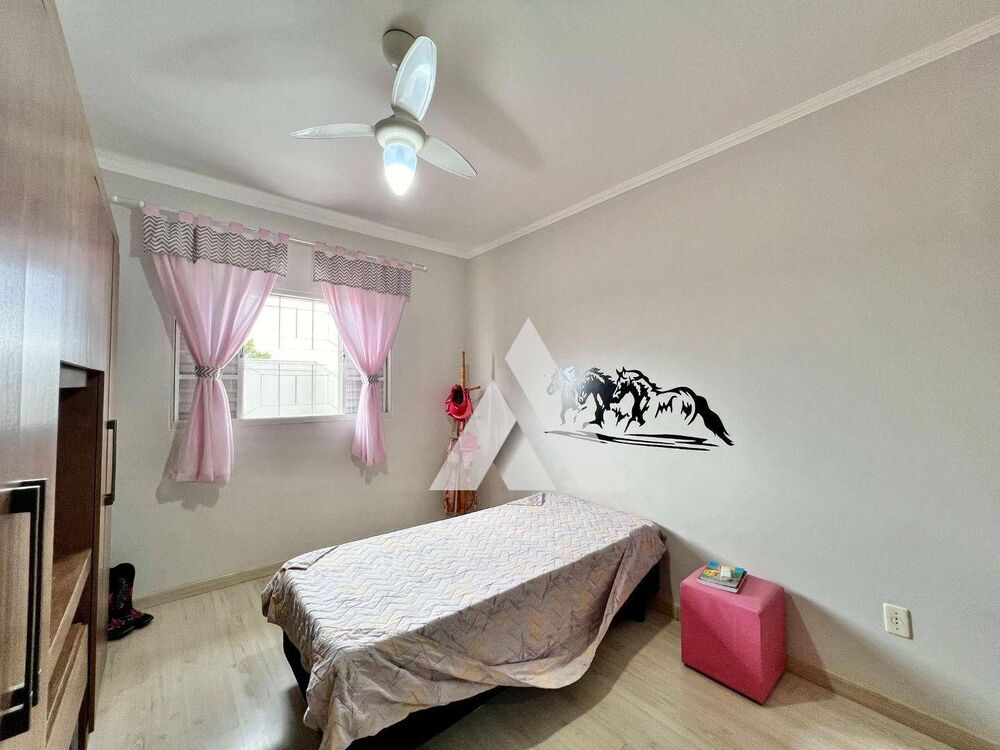 Casa, 4 quartos, 200 m² - Foto 20