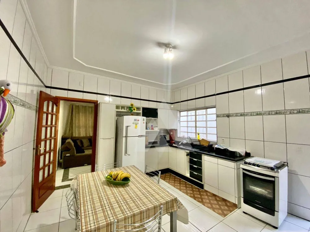 Casa, 3 quartos, 180 m² - Foto 4
