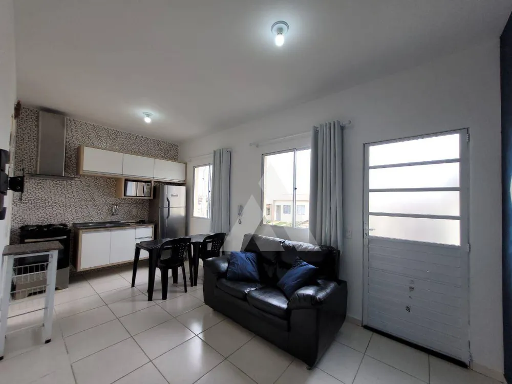Casa de Condomínio, 2 quartos - Foto 1