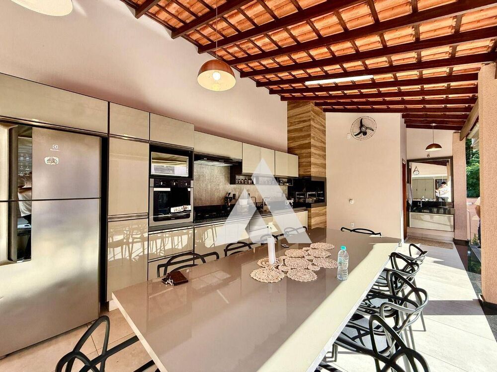 Casa, 3 quartos, 380 m² - Foto 31