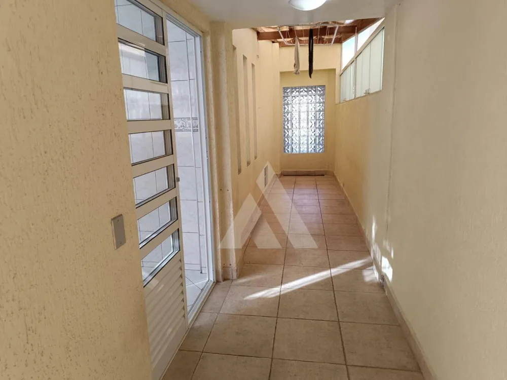 Casa, 3 quartos, 205 m² - Foto 2