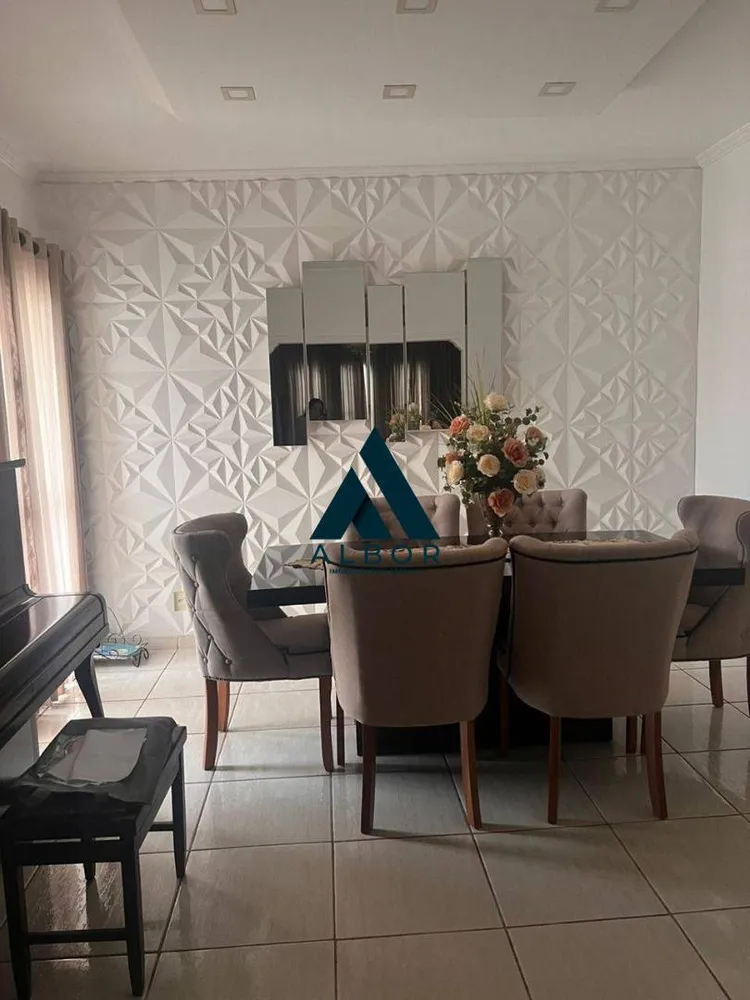 Casa, 3 quartos, 181 m² - Foto 4