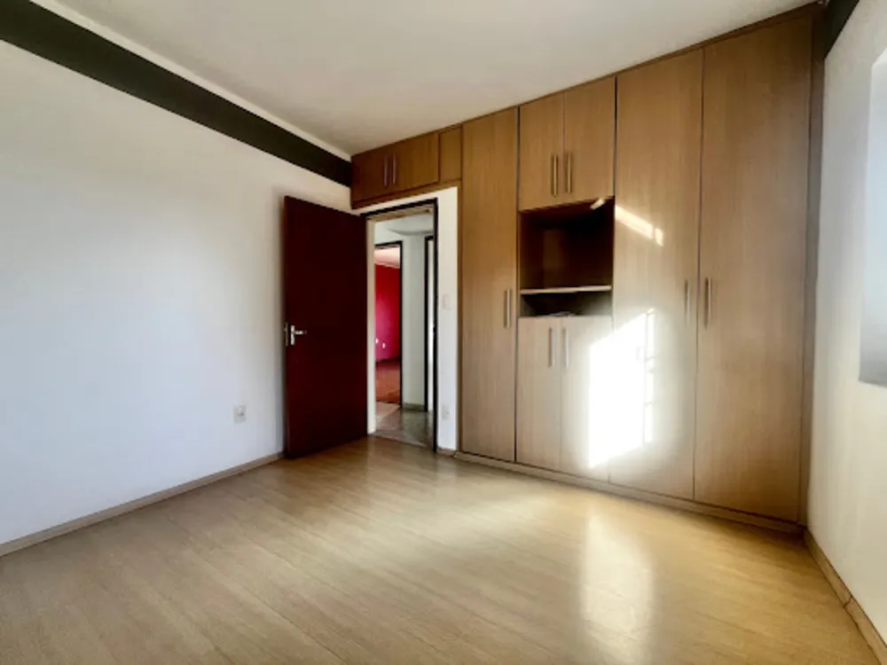 Casa, 5 quartos, 331 m² - Foto 7