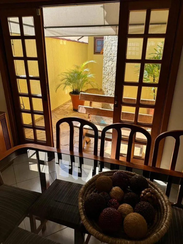 Casa, 3 quartos, 208 m² - Foto 8