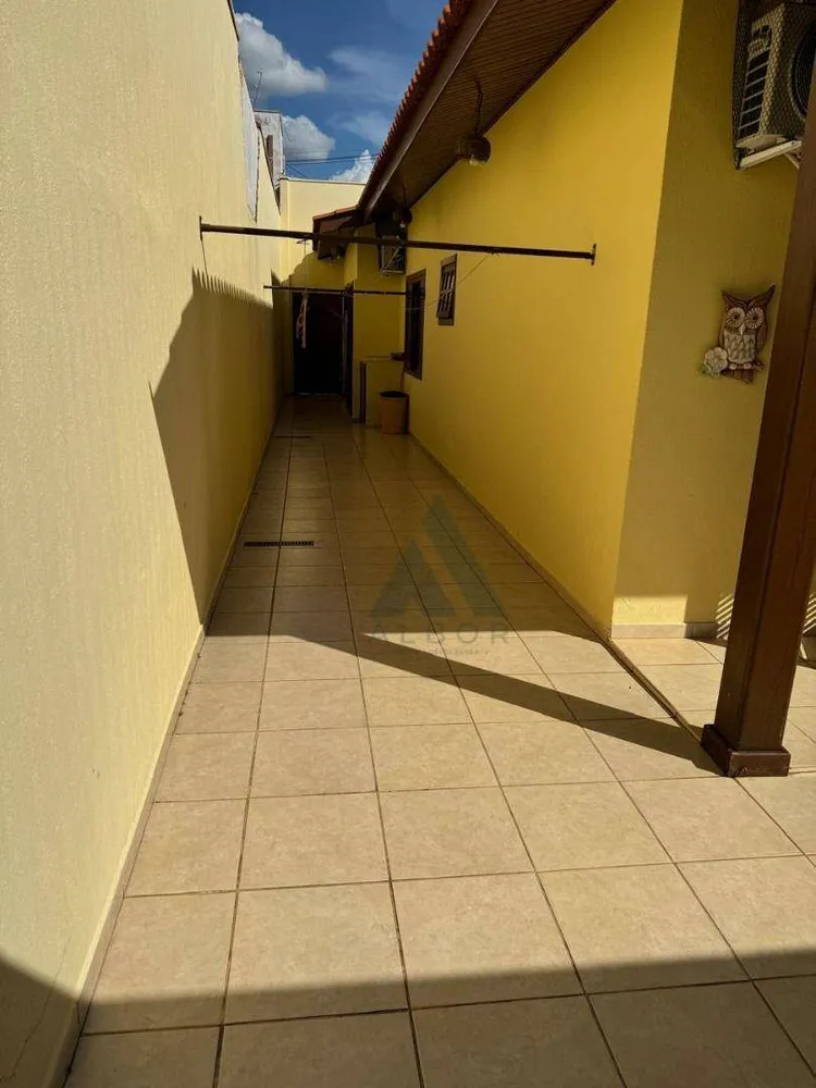 Casa, 3 quartos, 208 m² - Foto 10