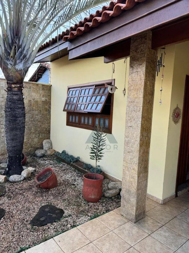 Casa, 3 quartos, 208 m² - Foto 2