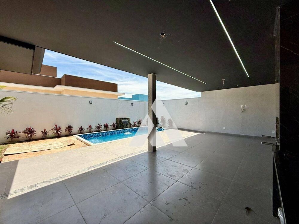 Casa de Condomínio à venda com 4 quartos, 270m² - Foto 17