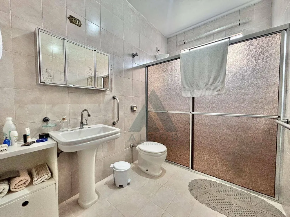 Casa, 3 quartos, 246 m² - Foto 5