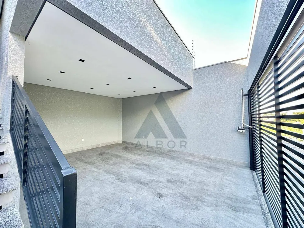 Casa, 2 quartos, 200 m² - Foto 1