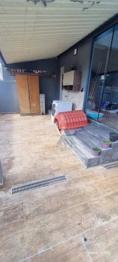 Casa, 3 quartos, 229 m² - Foto 2