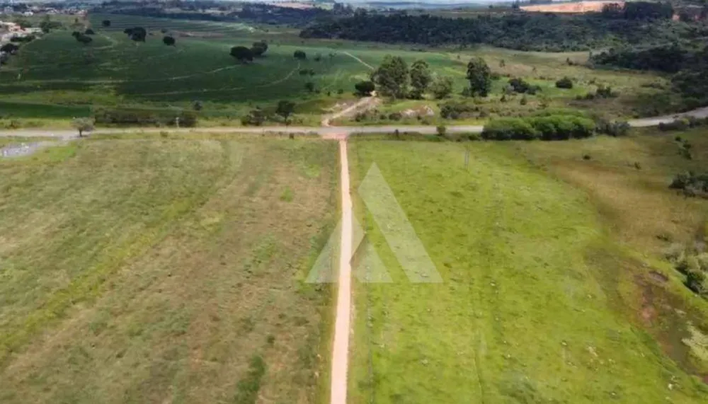 Sítio, 3 quartos, 44 hectares - Foto 1