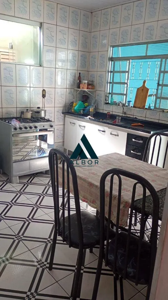 Casa, 2 quartos, 81 m² - Foto 1