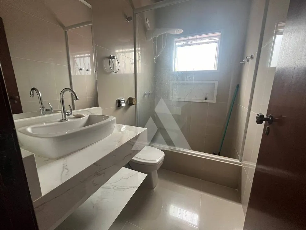 Casa, 3 quartos, 191 m² - Foto 4