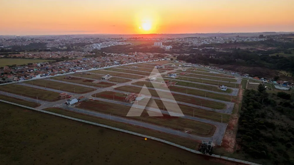 Loteamento e Condomínio, 150 m² - Foto 1