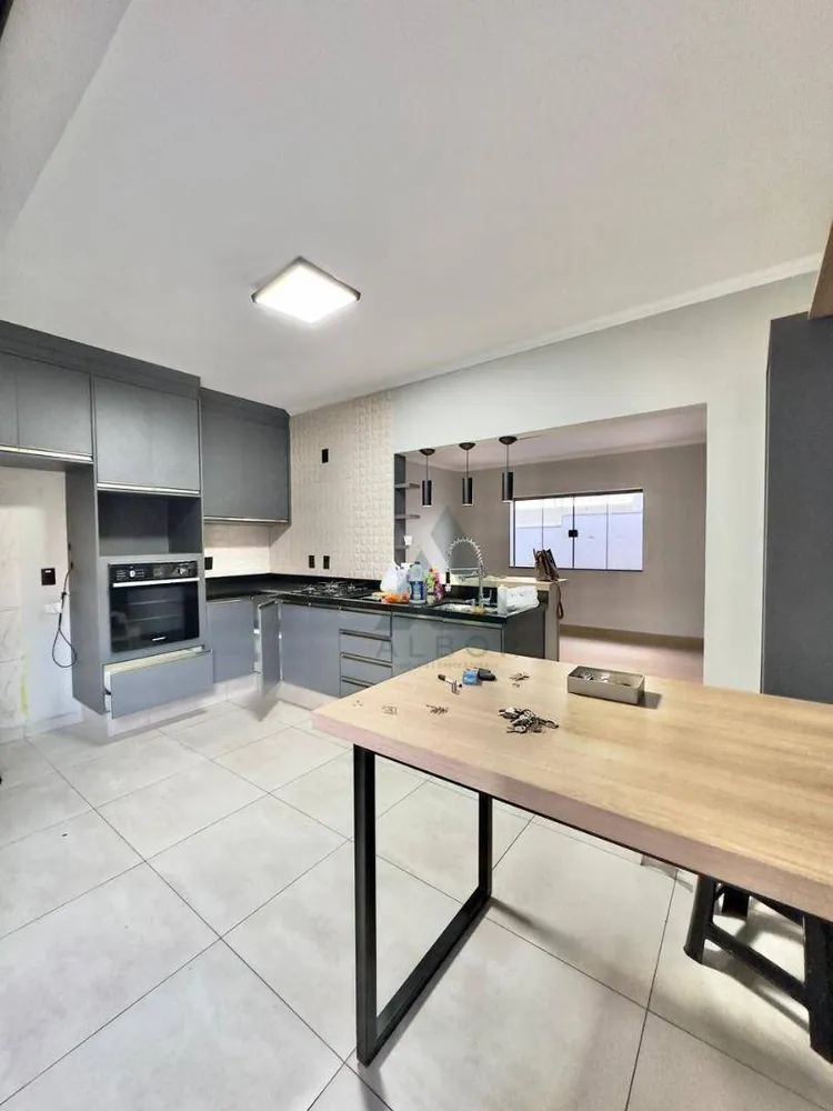Casa, 3 quartos, 166 m² - Foto 6