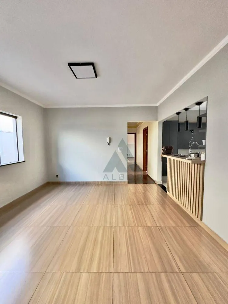 Casa, 3 quartos, 166 m² - Foto 3