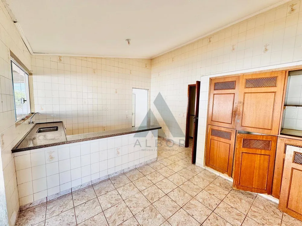 Chácara, 3 quartos, 750 m² - Foto 4