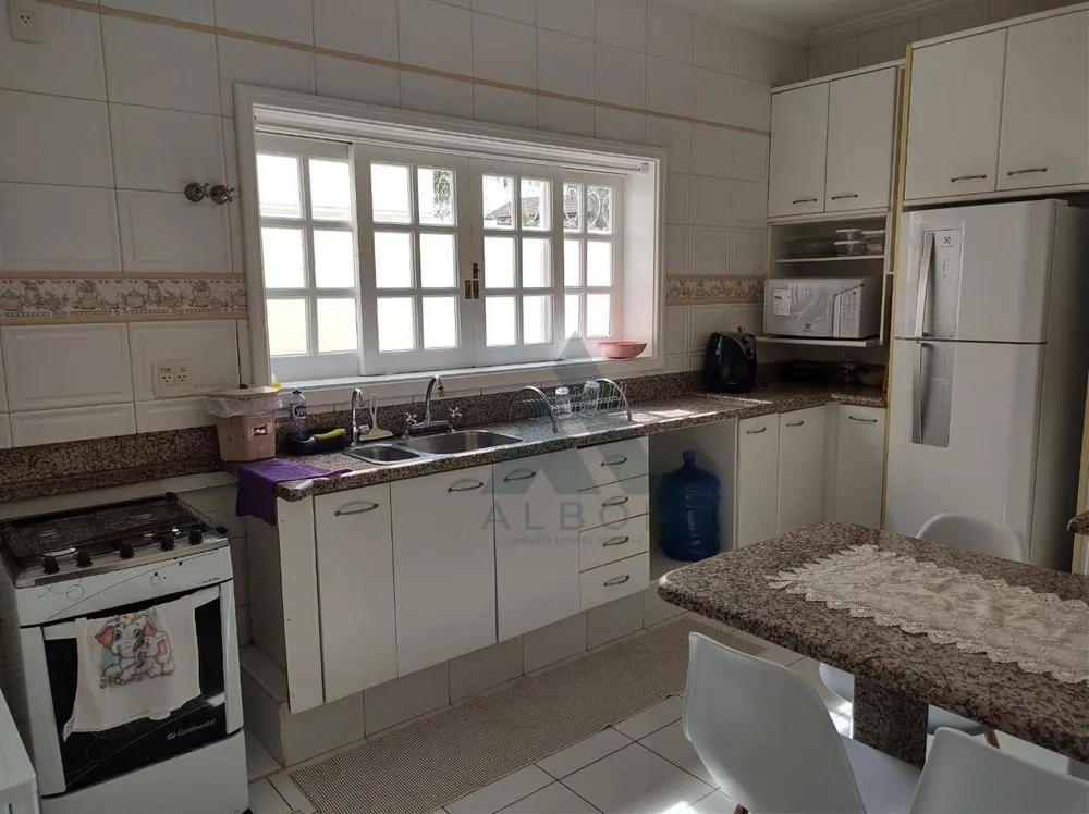 Casa, 3 quartos, 255 m² - Foto 4