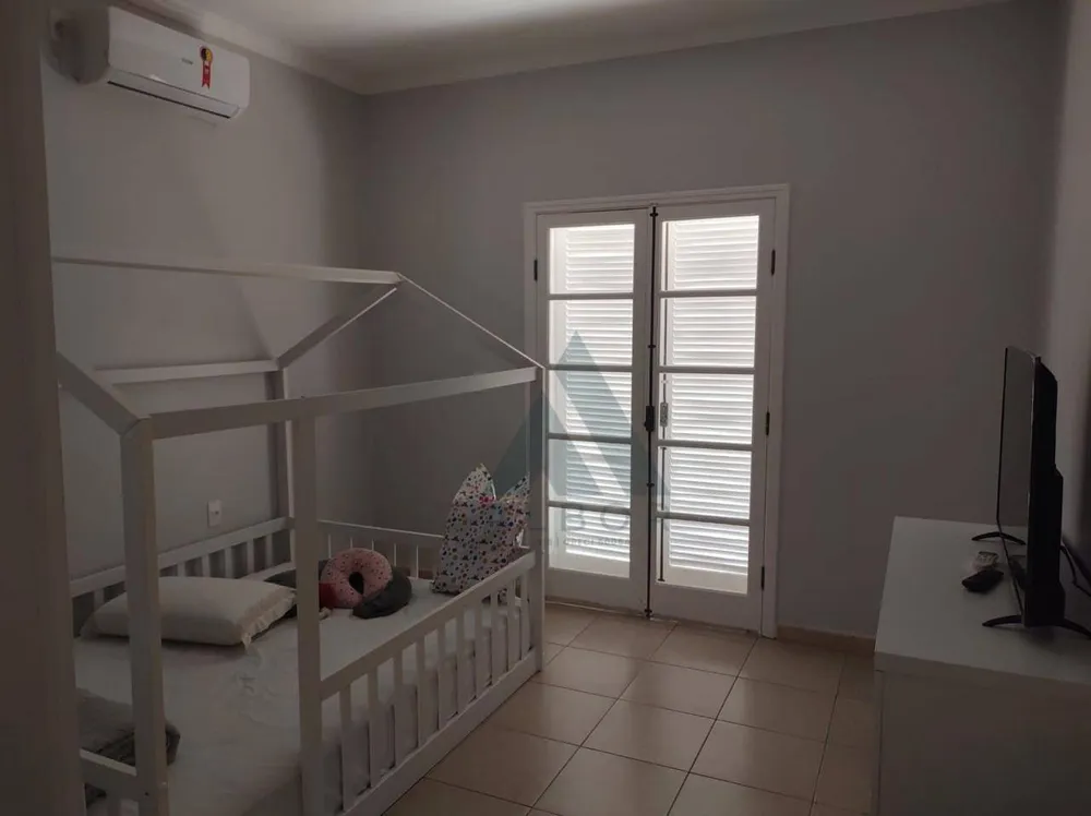 Casa, 3 quartos, 255 m² - Foto 13