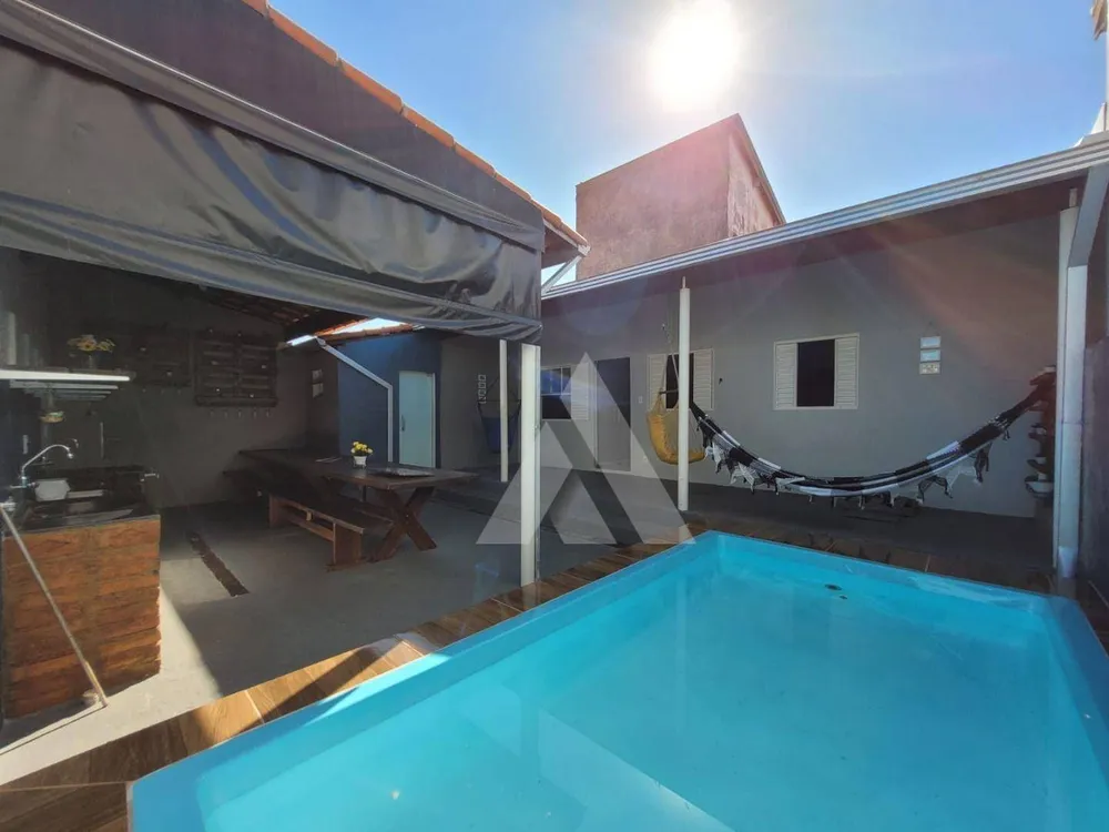 Casa, 3 quartos, 230 m² - Foto 1