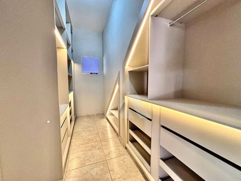 Chácara, 3 quartos, 2000 m² - Foto 1