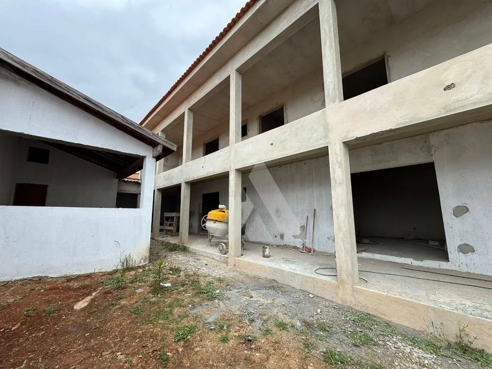 Casa, 4 quartos, 300 m² - Foto 1