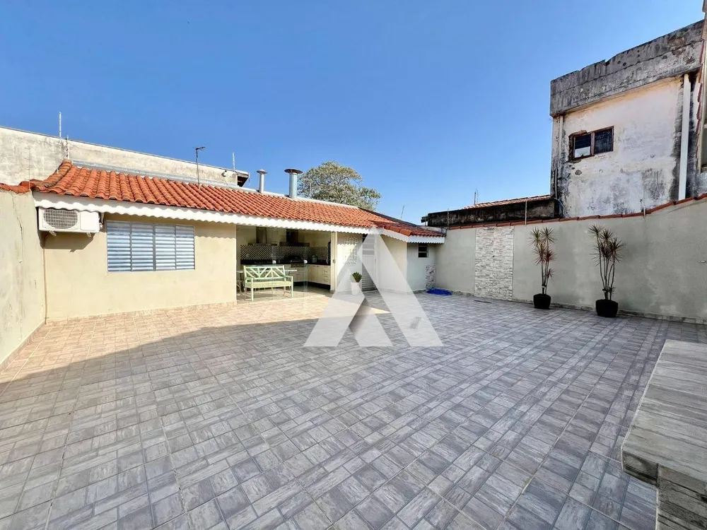 Casa, 4 quartos, 200 m² - Foto 13