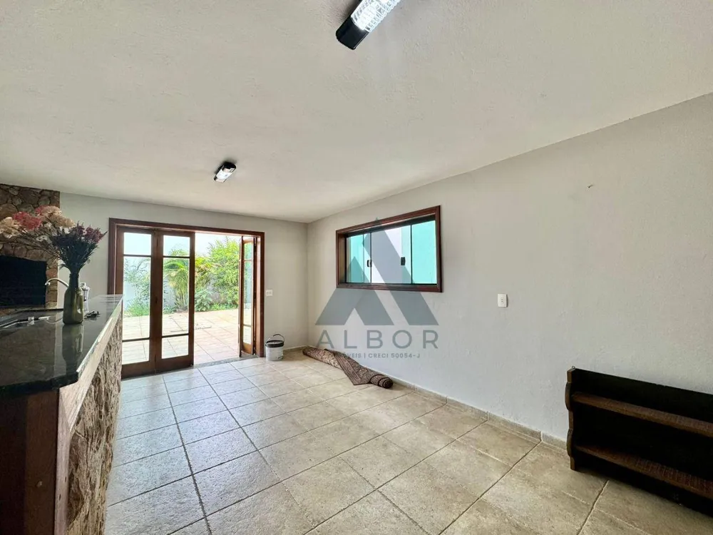 Casa, 3 quartos, 243 m² - Foto 3