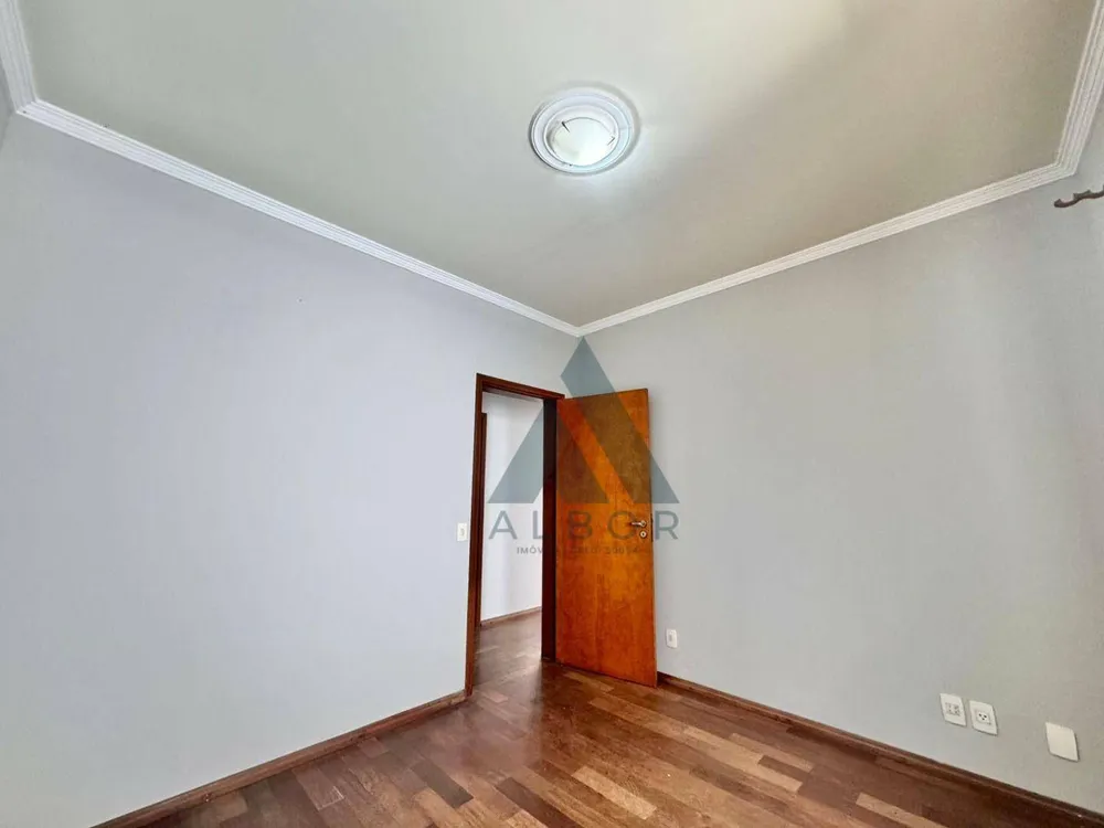 Casa, 3 quartos, 243 m² - Foto 12