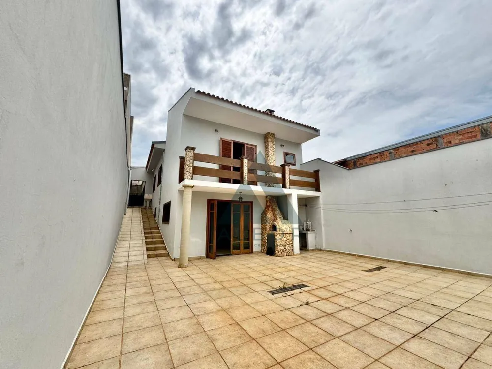 Casa, 3 quartos, 243 m² - Foto 13