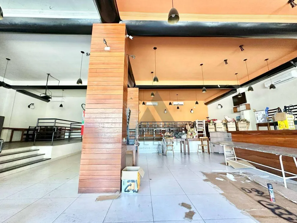 Loja-Salão, 300 m² - Foto 1