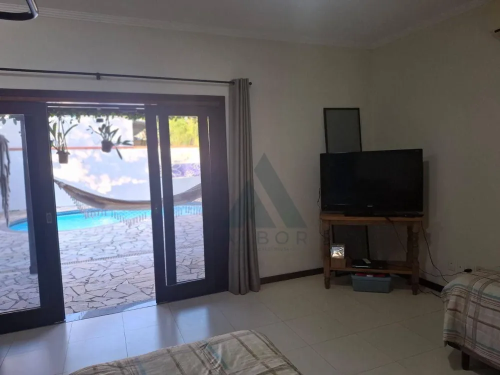 Casa, 3 quartos, 235 m² - Foto 14