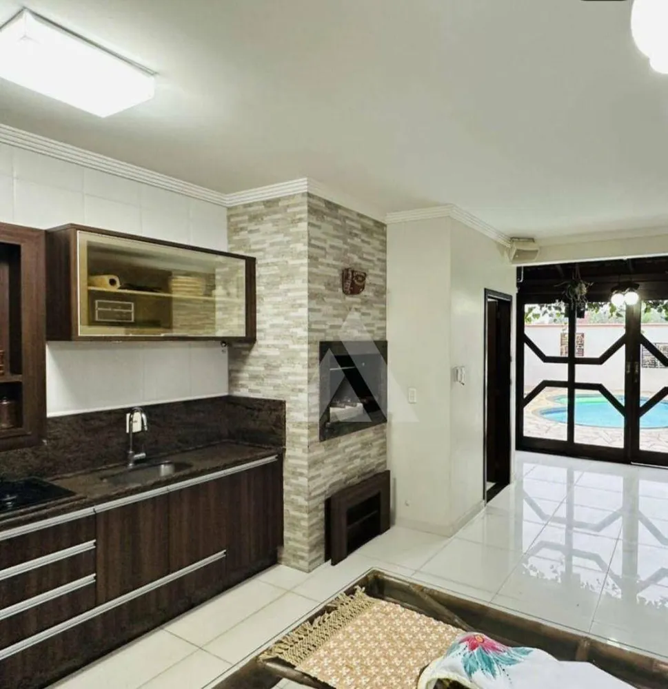 Casa, 3 quartos, 235 m² - Foto 5
