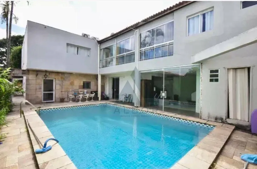 Casa, 8 quartos, 736 m² - Foto 1