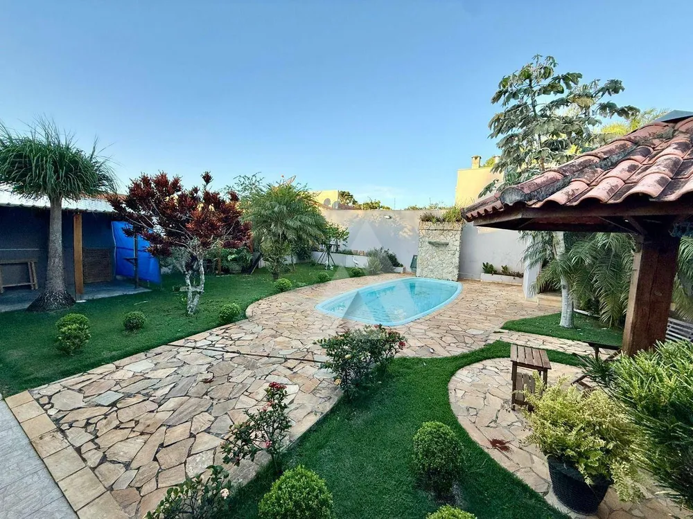 Casa, 3 quartos, 251 m² - Foto 3