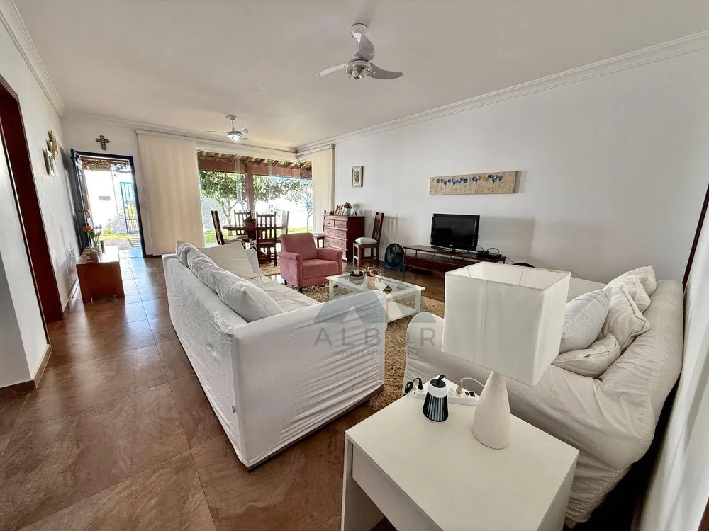Casa, 3 quartos, 240 m² - Foto 2