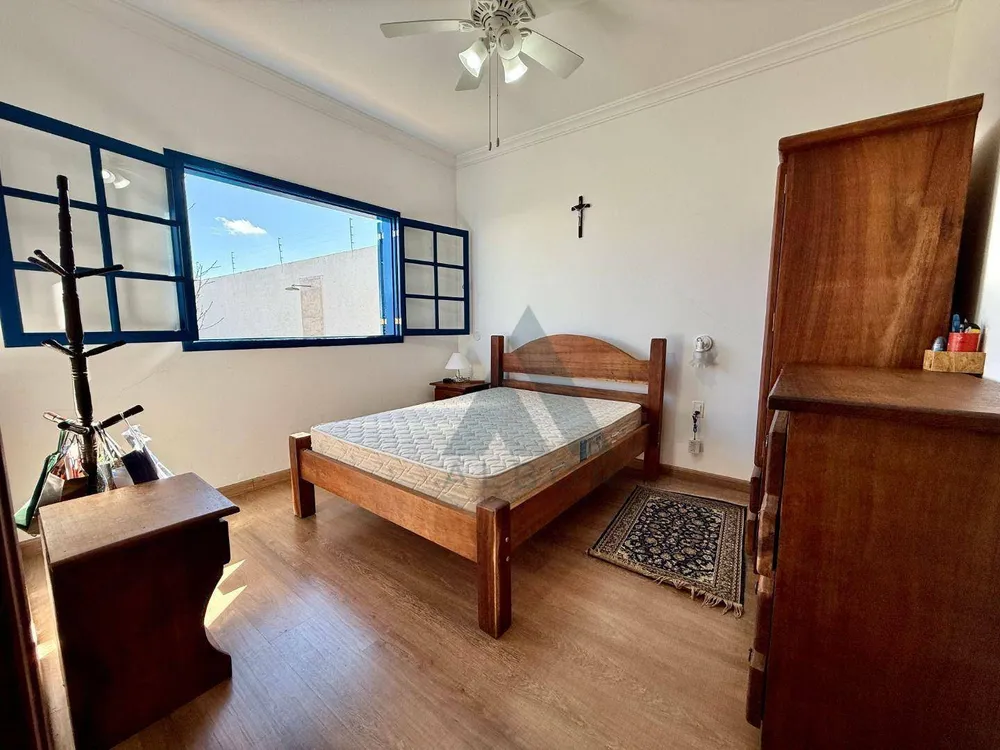 Casa, 3 quartos, 240 m² - Foto 10