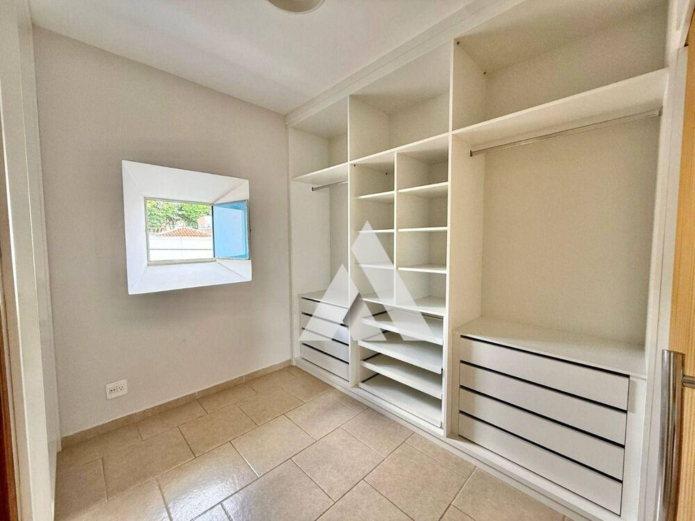 Casa, 3 quartos, 233 m² - Foto 29