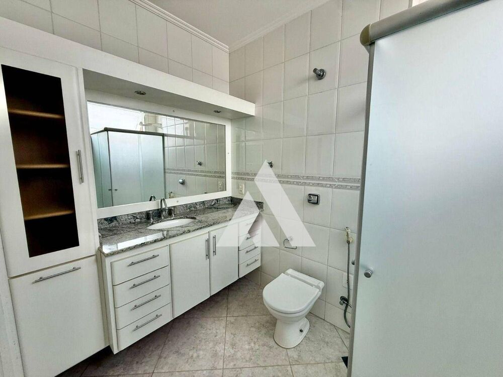 Casa, 3 quartos, 233 m² - Foto 38