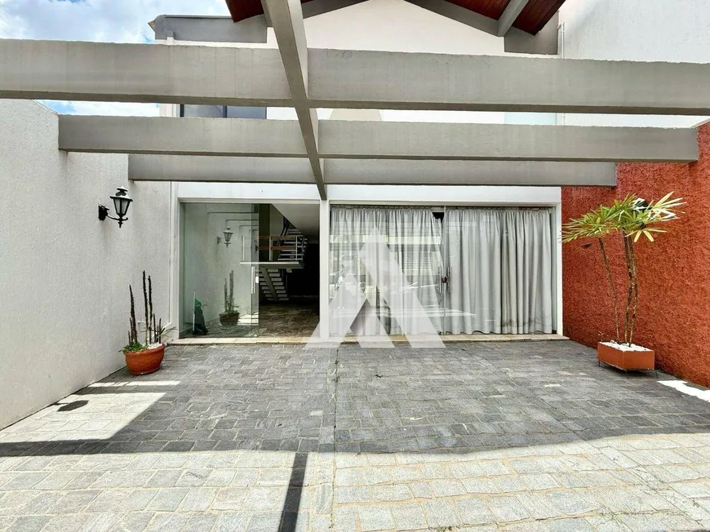Casa, 3 quartos, 233 m² - Foto 3