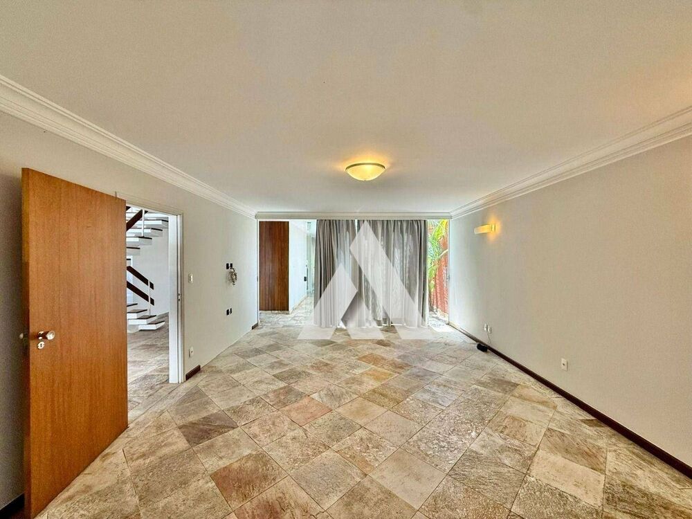 Casa, 3 quartos, 233 m² - Foto 8