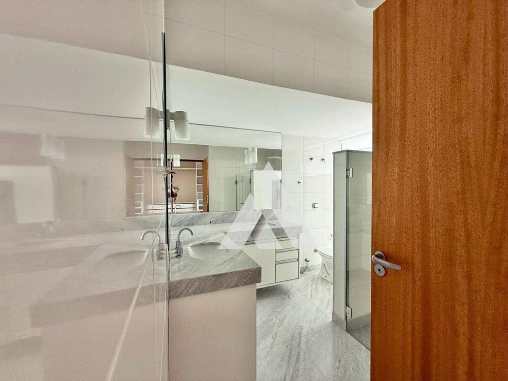 Casa, 3 quartos, 233 m² - Foto 30