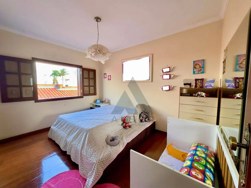 Casa, 4 quartos, 284 m² - Foto 13