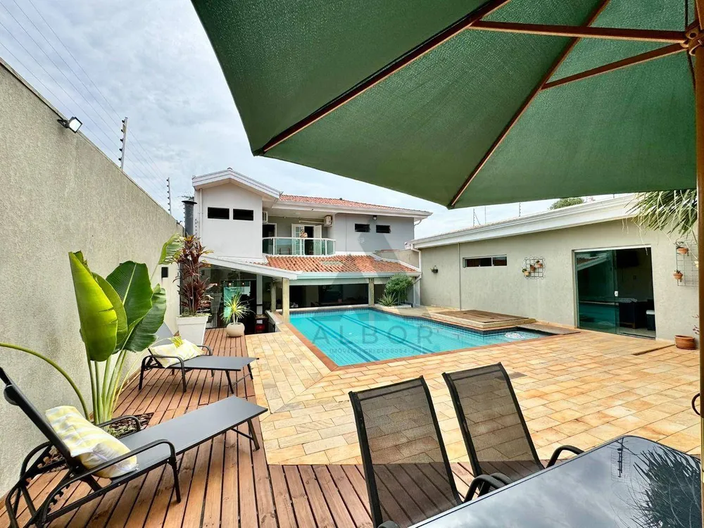 Casa, 5 quartos, 497 m² - Foto 1