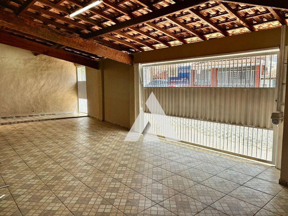 Casa à venda com 3 quartos, 215m² - Foto 9