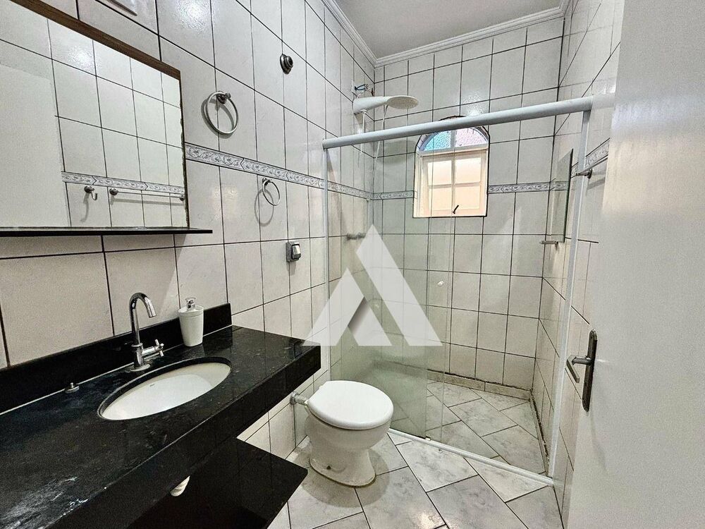 Casa à venda com 3 quartos, 215m² - Foto 10