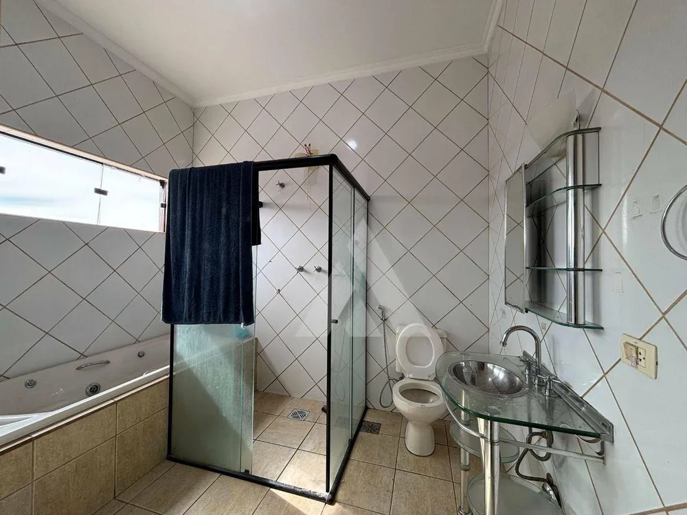 Chácara, 4 quartos, 600 m² - Foto 3