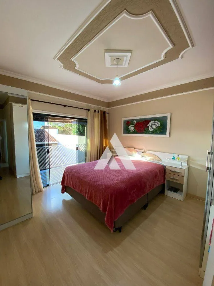 Casa, 4 quartos, 210 m² - Foto 9