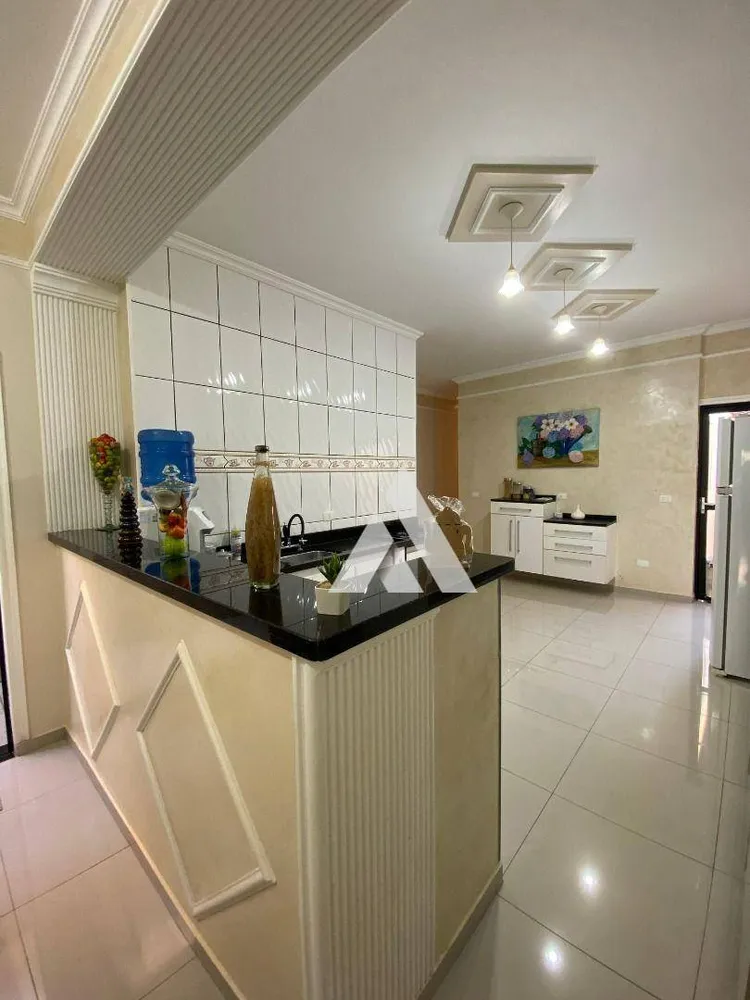 Casa, 4 quartos, 210 m² - Foto 2