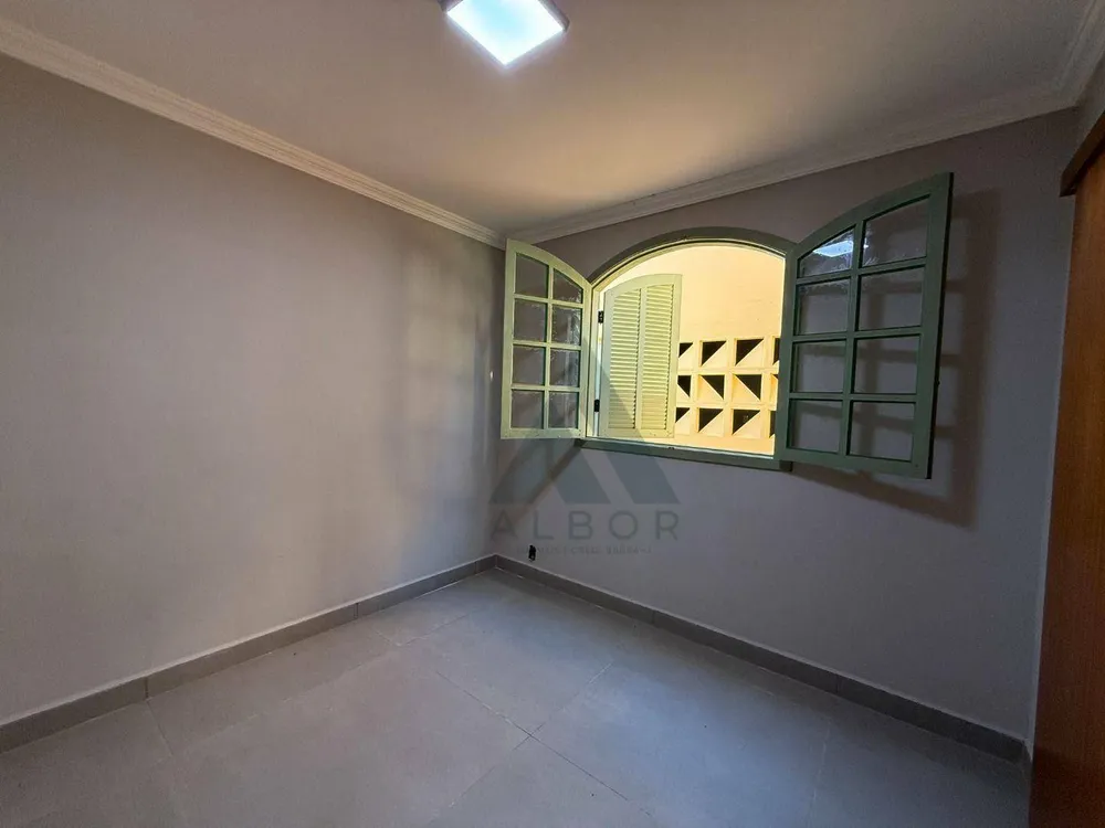 Chácara, 3 quartos, 1056 m² - Foto 9